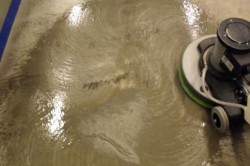 Шлифовка бетонного пола своими руками: методы полировки		