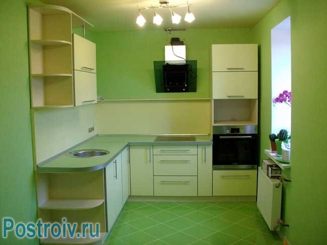 Стены кухни зеленого цвета. Фото