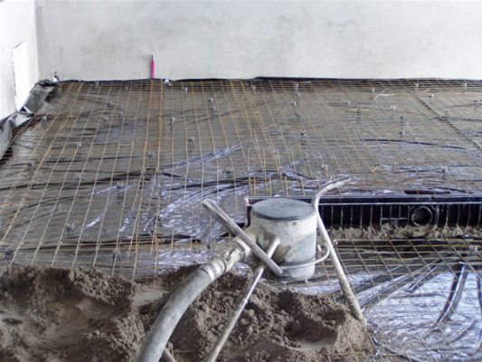 Устройство бетонных полов по грунту