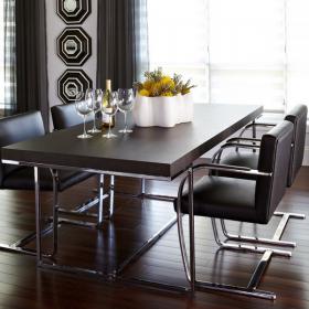 dark-wood-flooring-harmonious-furniture7-3