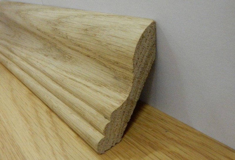 деревянный плинтус для пола фото